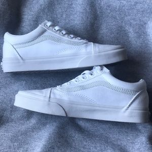 True white canvas old skool vans 7